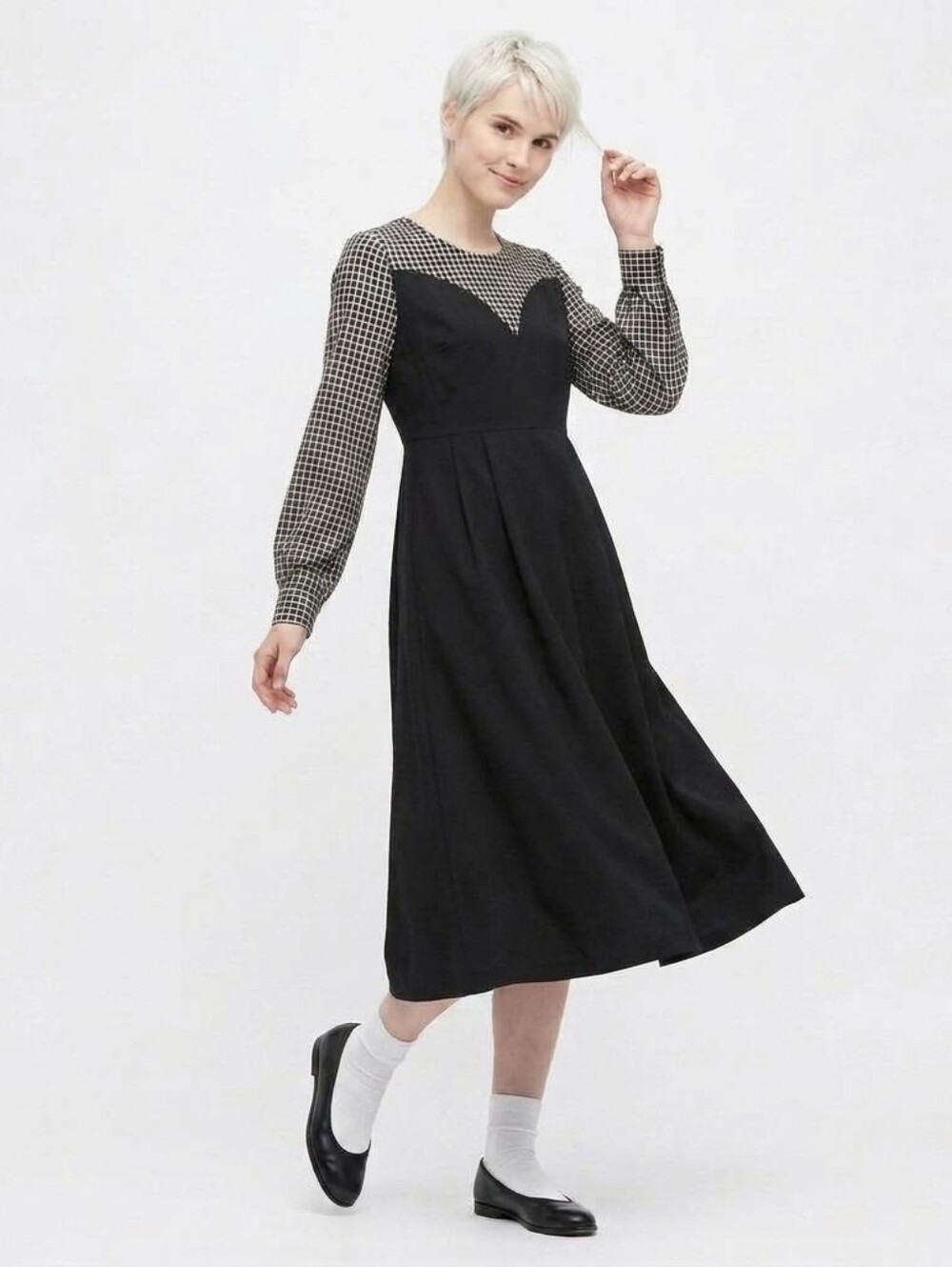 🐝🐝Black Grid-Pattern Long Sleeve Midi Dress